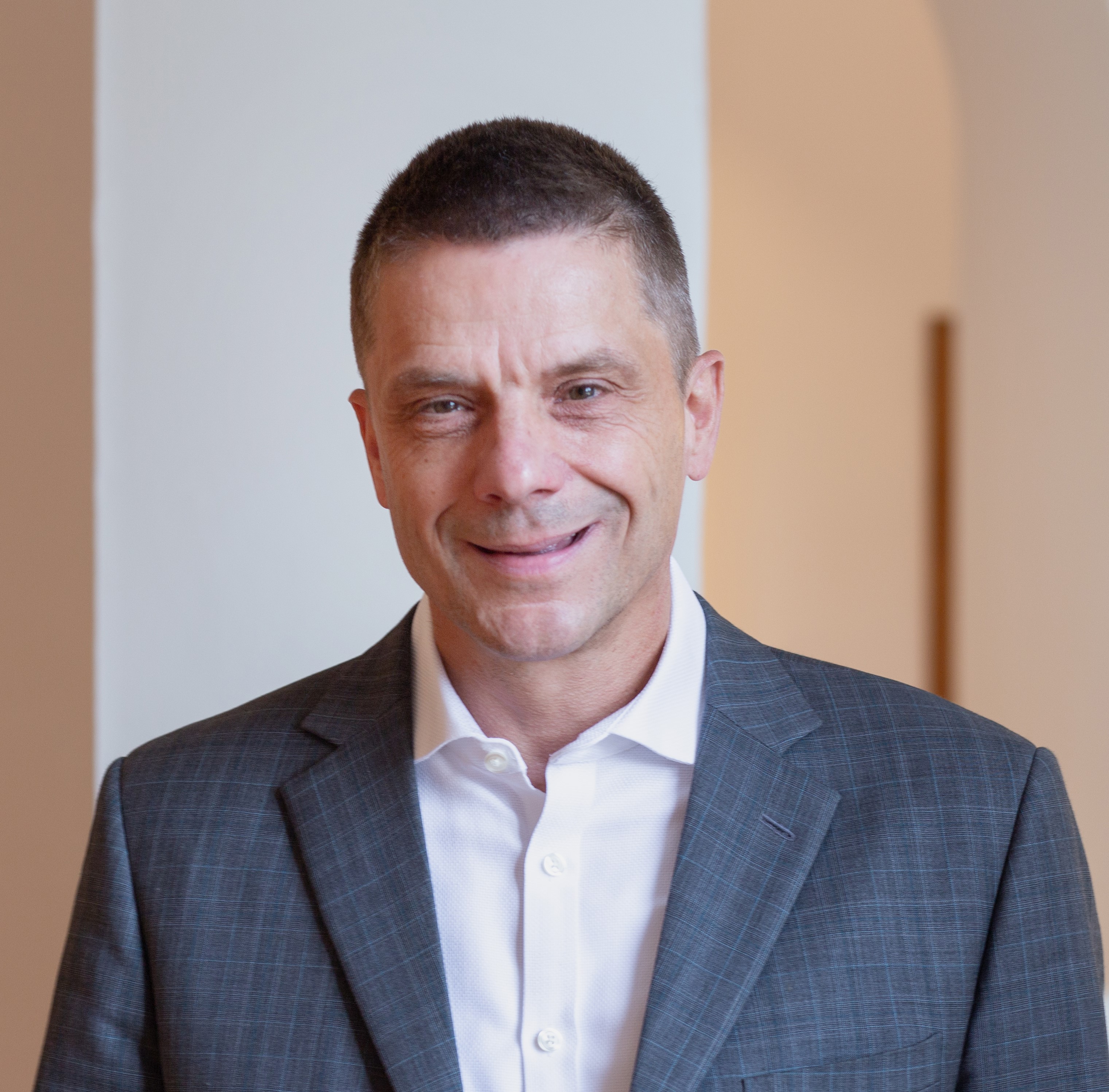 Dr. Erich Schiffers